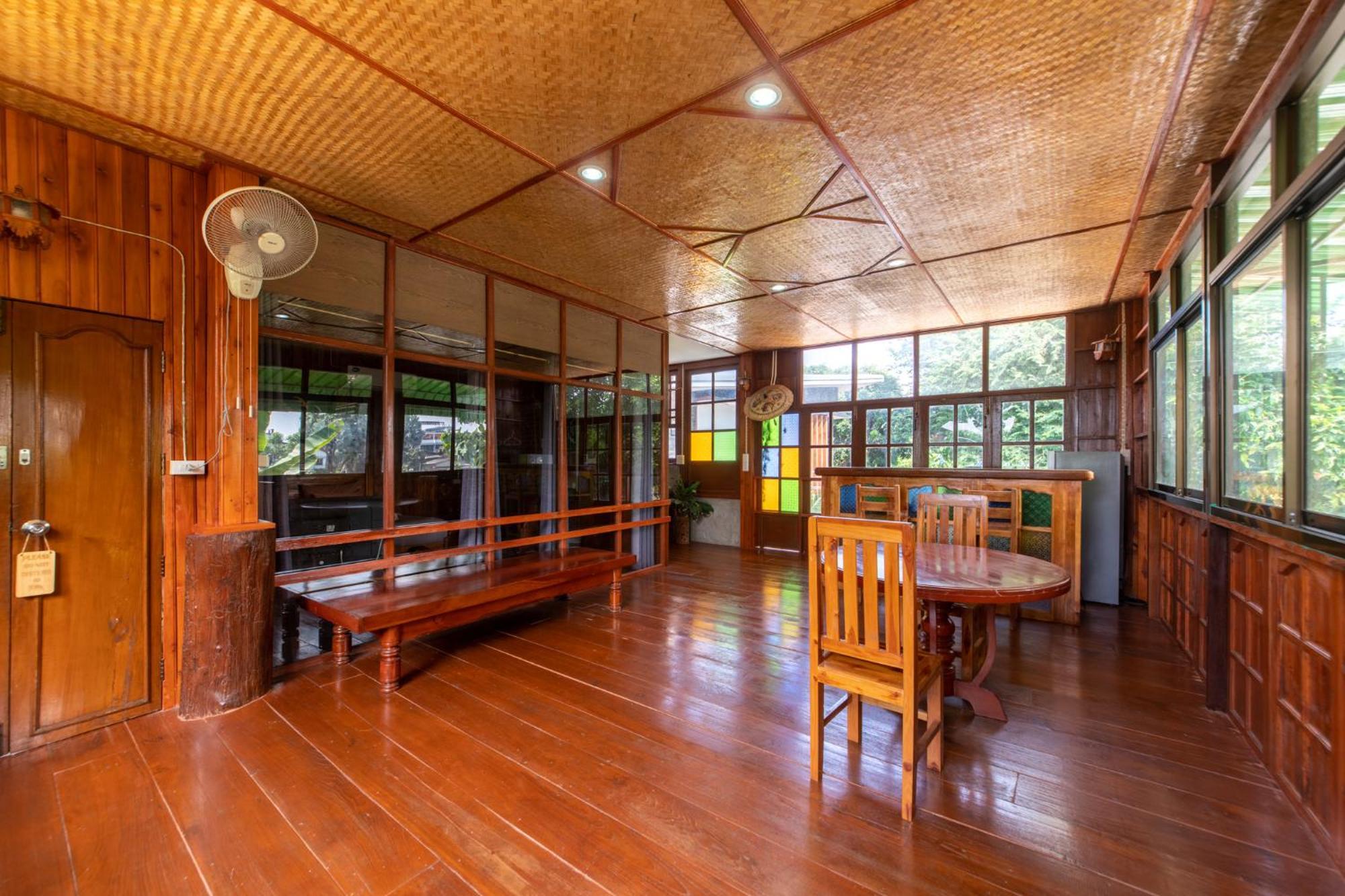 Kanecha'S Home Lampang Exteriér fotografie